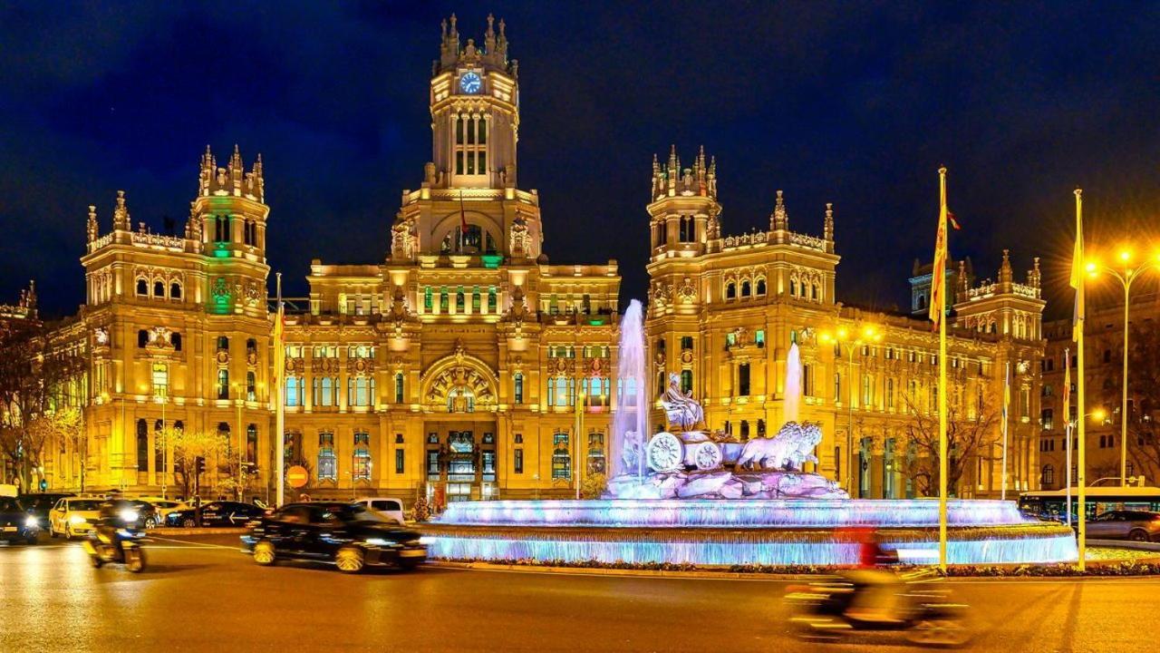 Hostel Las Rosas Мадрид Экстерьер фото
